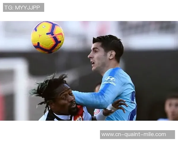 斯洛特：不明白萨拉赫说被背黑锅是何意味，我镇定不代表脆弱